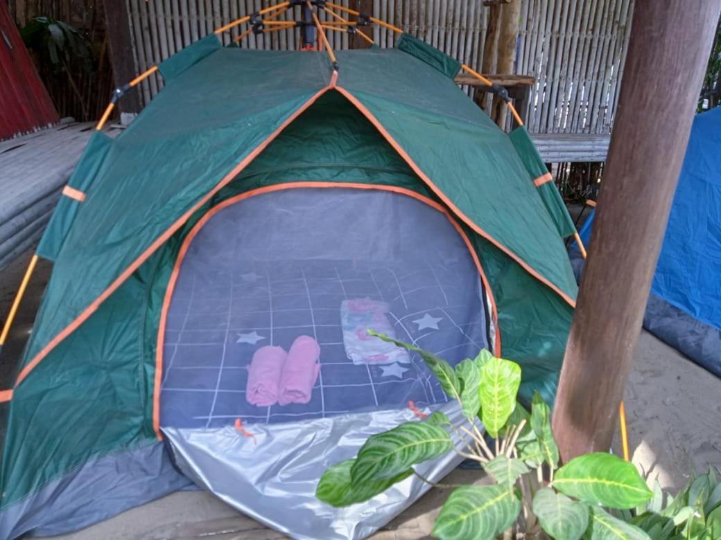 8 Star Paradise Locaroc Eksteriør billede