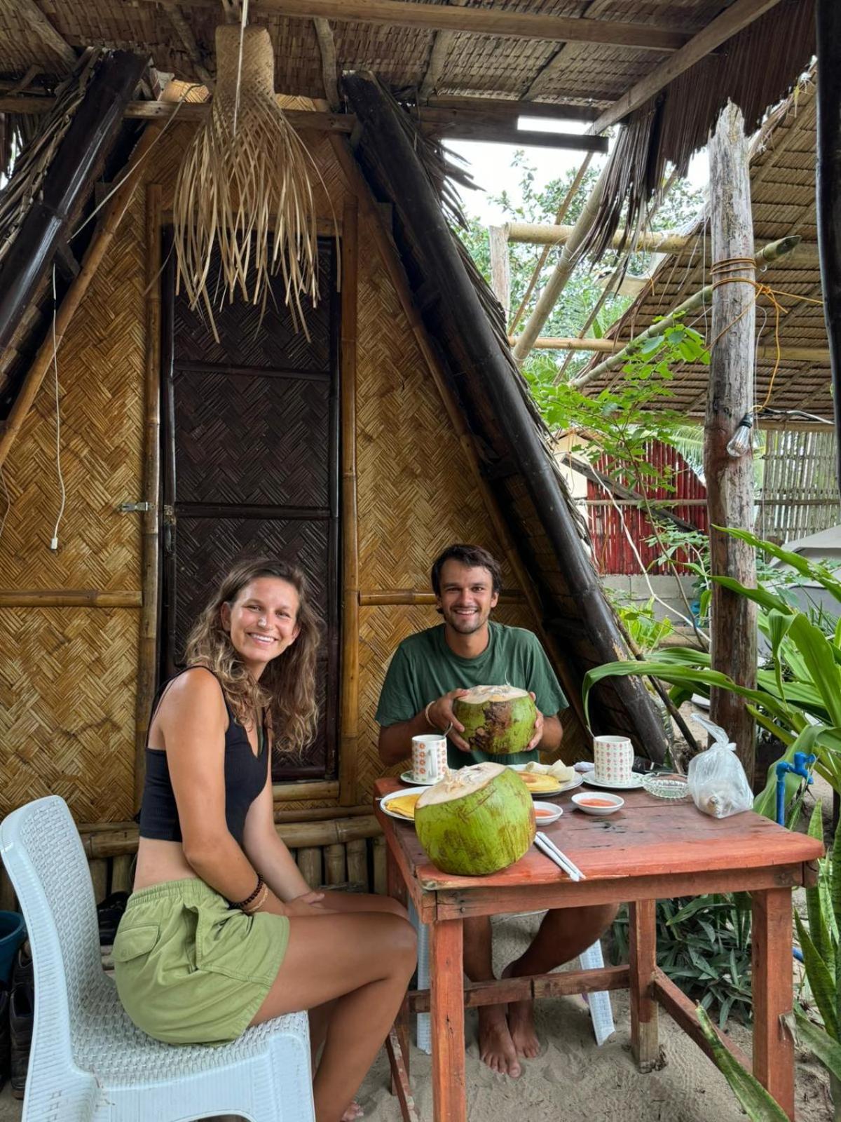 8 Star Paradise Locaroc Eksteriør billede